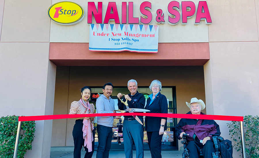 Mayor Hall, Vice Mayor Cline and Councilmember Winters join 1Stop Nails and Spa for a ribbon cutting